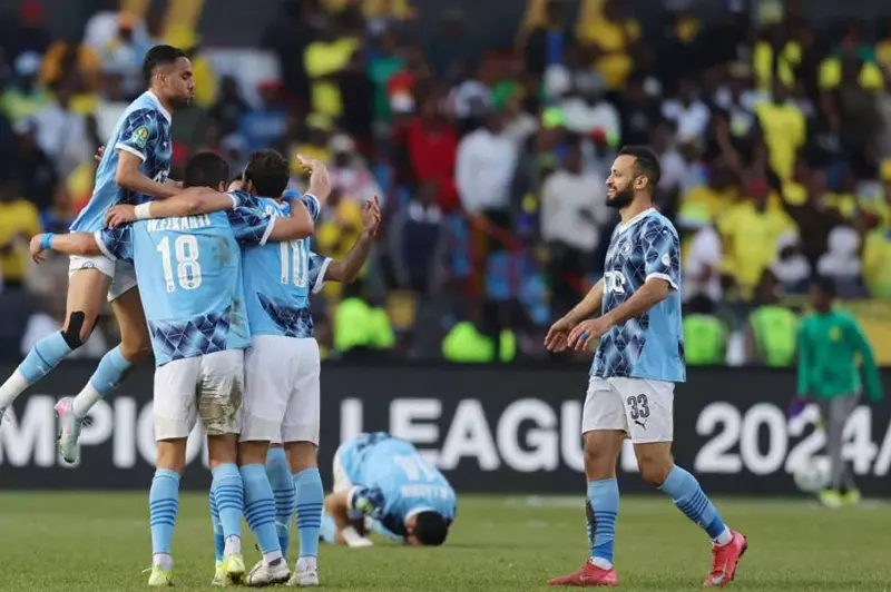 الأهلي في الميزان: بيراميدز يسعى لتجاوز سيراميكا ونيل لقب الدوري الأول